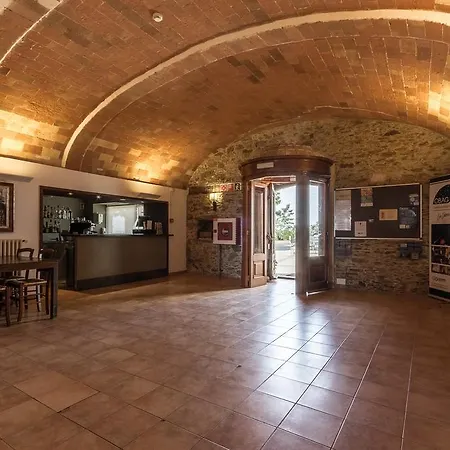 Hostatgeria Restaurant Els Angels فندق مادريمانيا